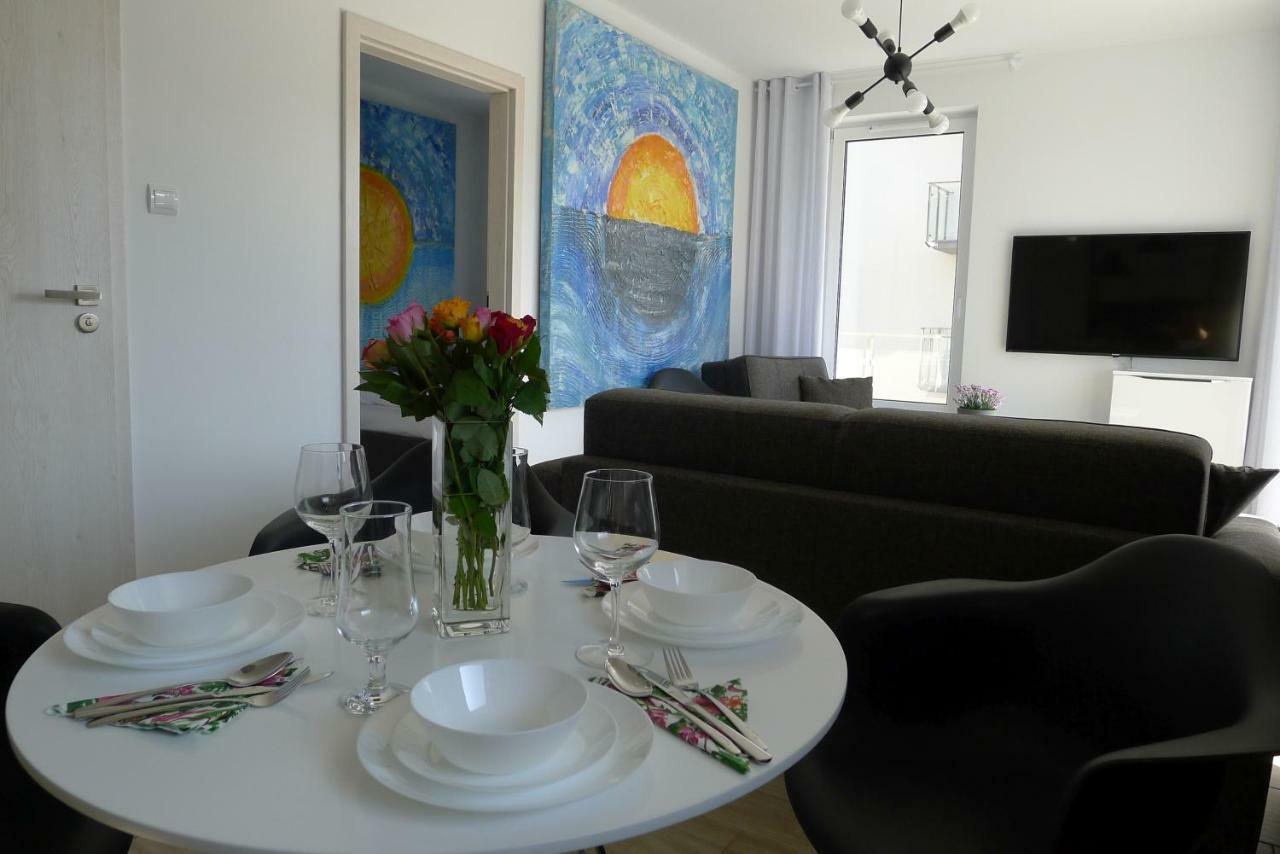 Impresja 42 Apartament Z Garazem Колобжег Екстериор снимка