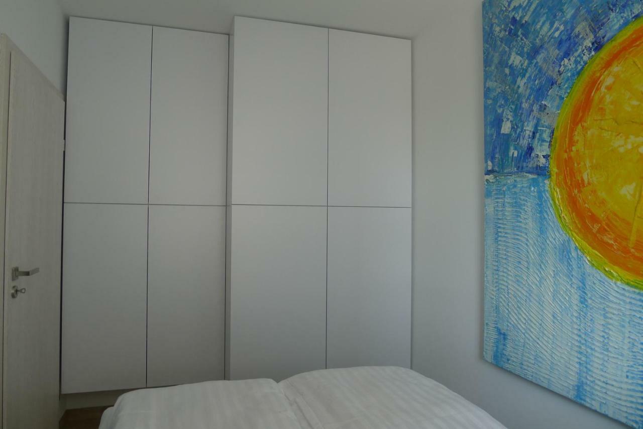 Impresja 42 Apartament Z Garazem Колобжег Екстериор снимка