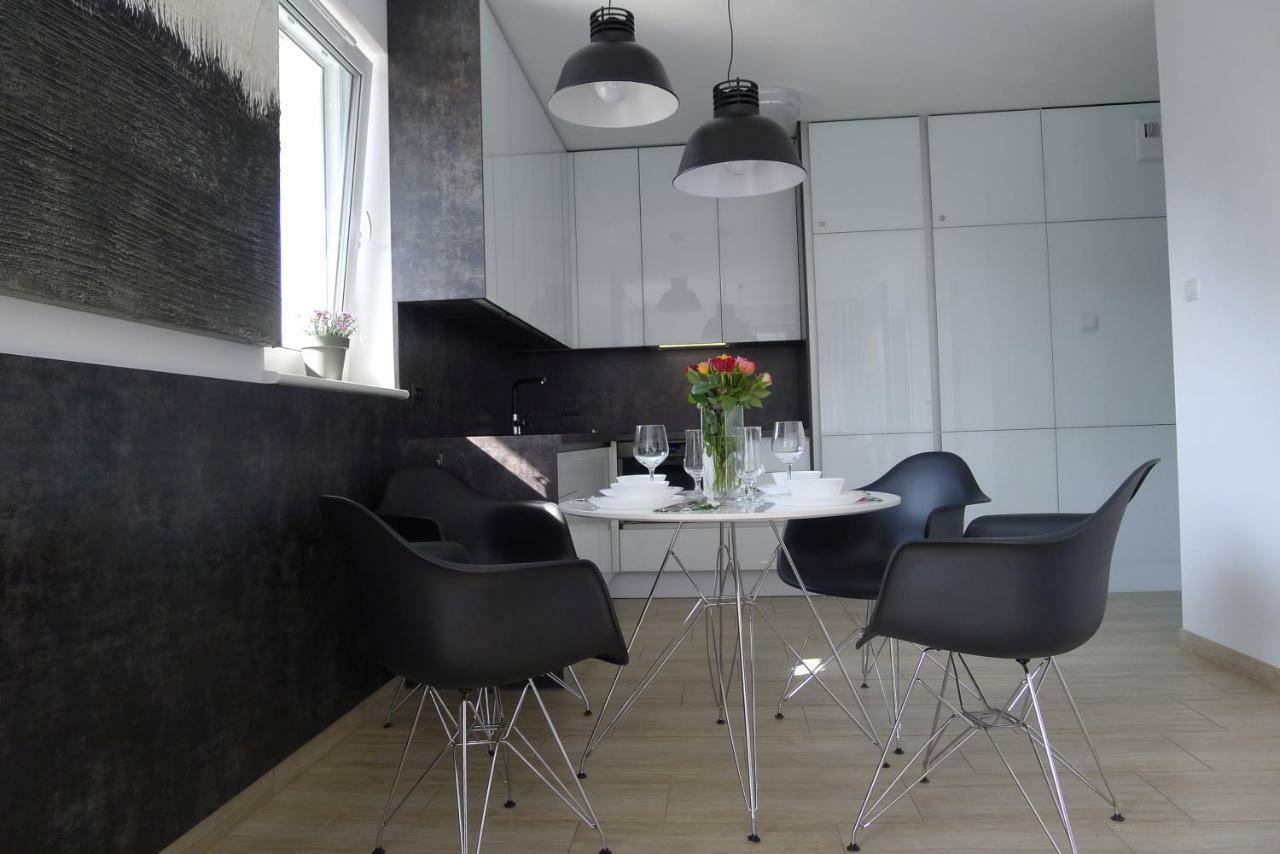 Impresja 42 Apartament Z Garazem Колобжег Екстериор снимка