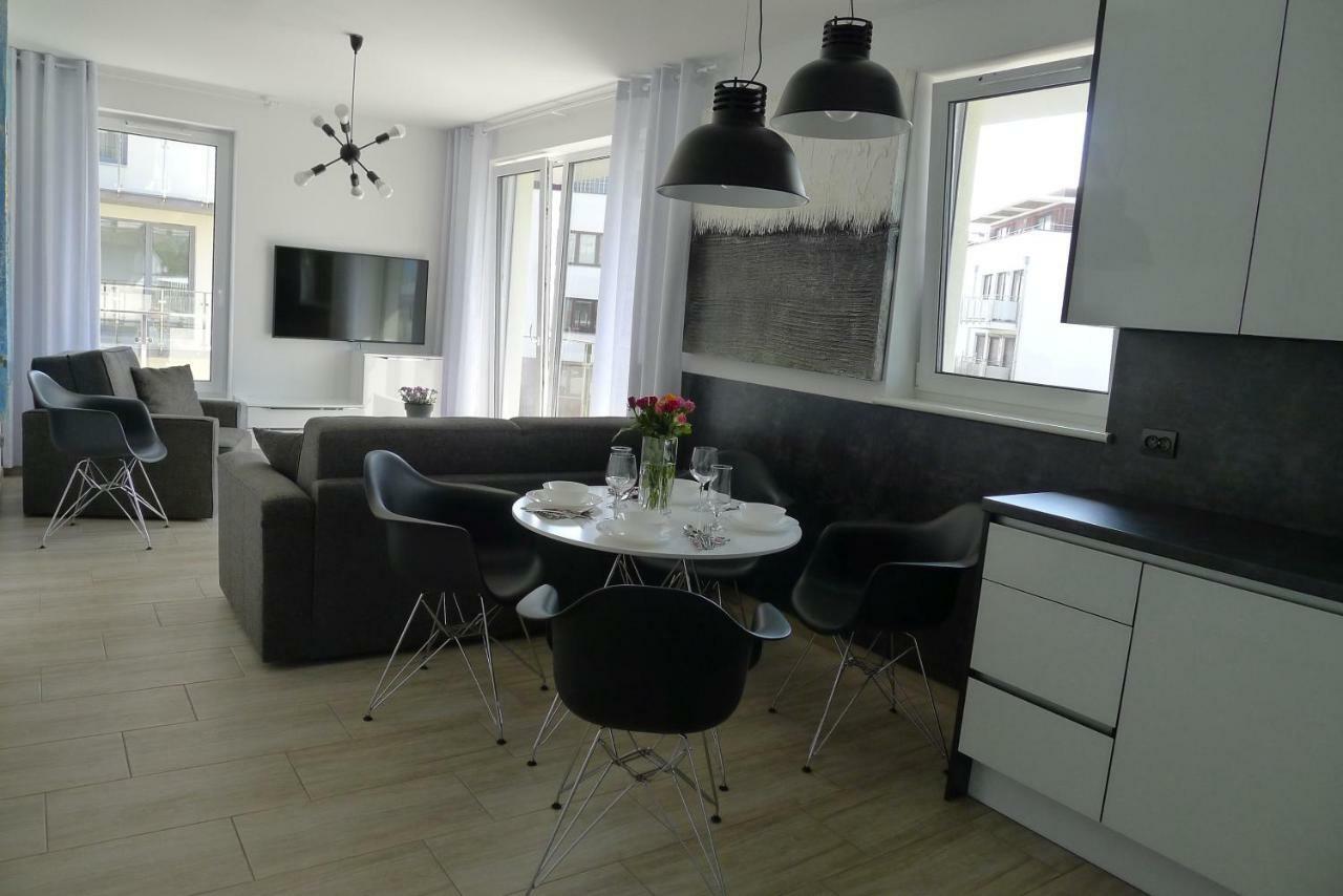 Impresja 42 Apartament Z Garazem Колобжег Екстериор снимка