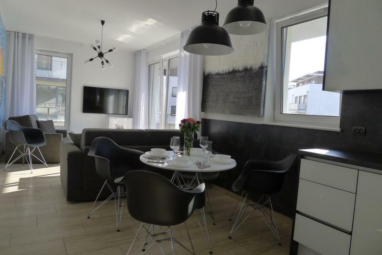 Impresja 42 Apartament Z Garazem Колобжег Екстериор снимка