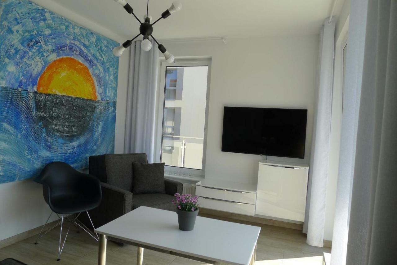 Impresja 42 Apartament Z Garazem Колобжег Екстериор снимка